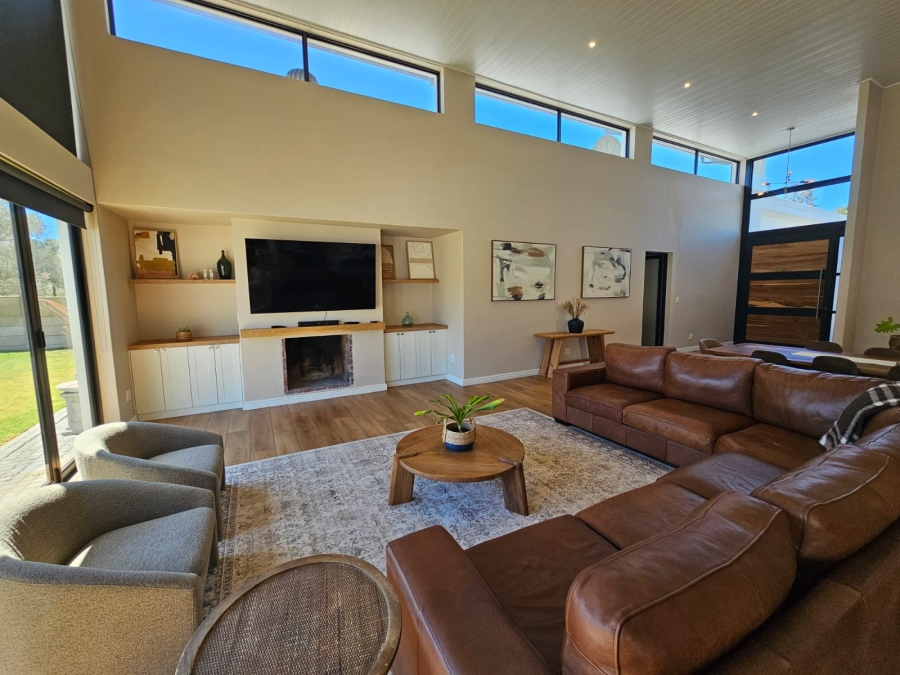 5 Bedroom Property for Sale in Riversdale Western Cape